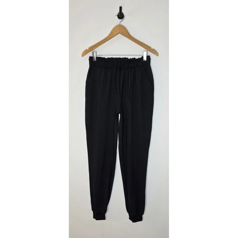 Lululemon Keep Moving Jogger Women's Size 6 High-Rise Black Luxtreme Stretch